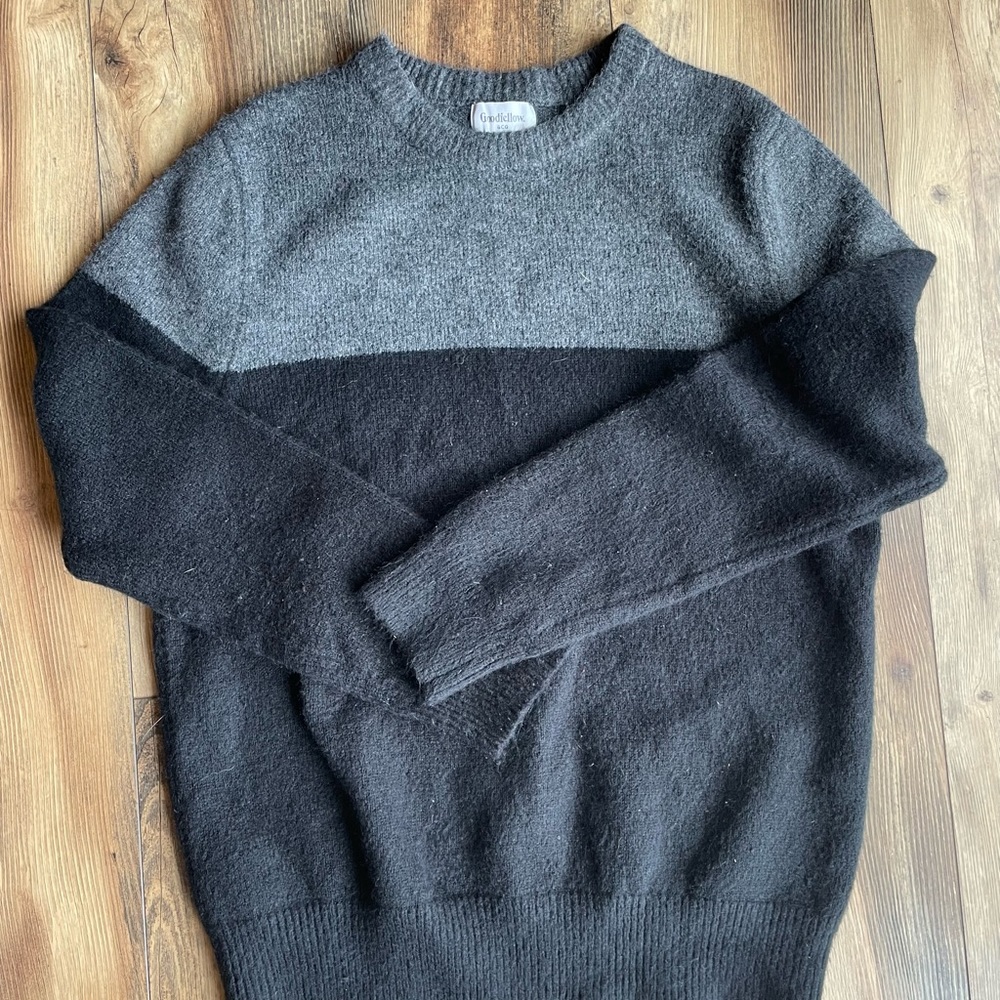 Medium black and gray color block, Goodfellow sweater